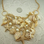 Collier Pendentifs Coquillages Etoiles de Mer Conques et perles