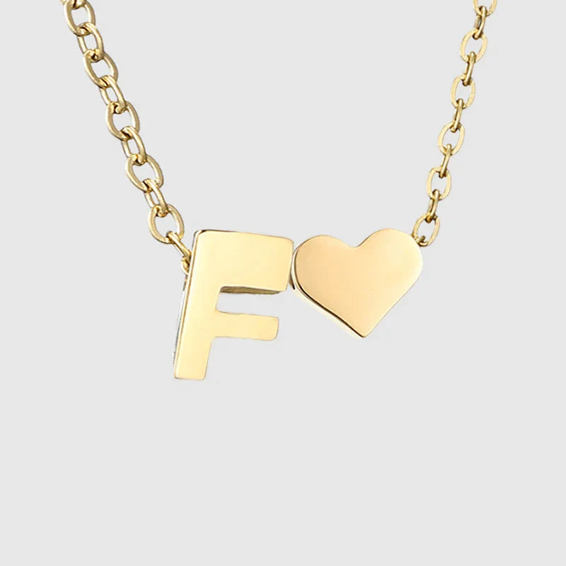 Halsketting voor dames met hartvormige hanger en initiaal - letter 