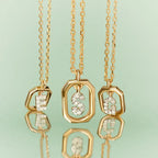 Damesketting met zeshoekige initialenhanger
