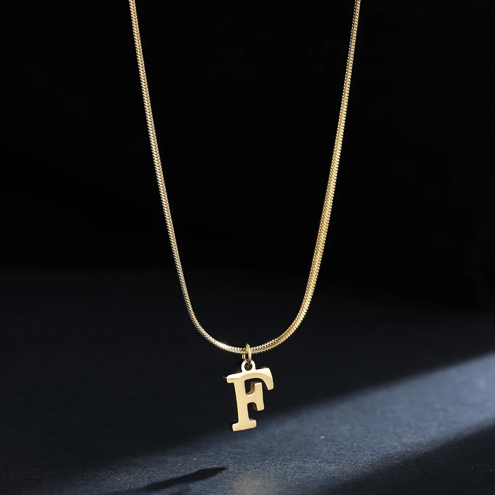 Dames chokerketting met initiaalhanger f