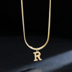 Dames chokerketting met initiaalhanger r