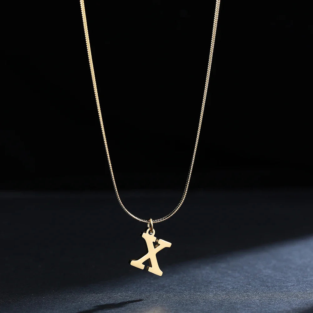 Dames chokerketting met initiaalhanger x