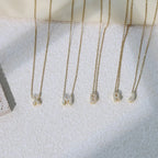Dames chokerketting met minimalistische initiaalhanger