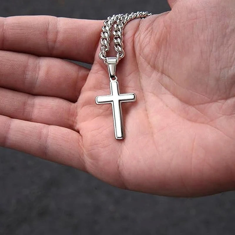Collier pour homme avec pendentif en forme de croix