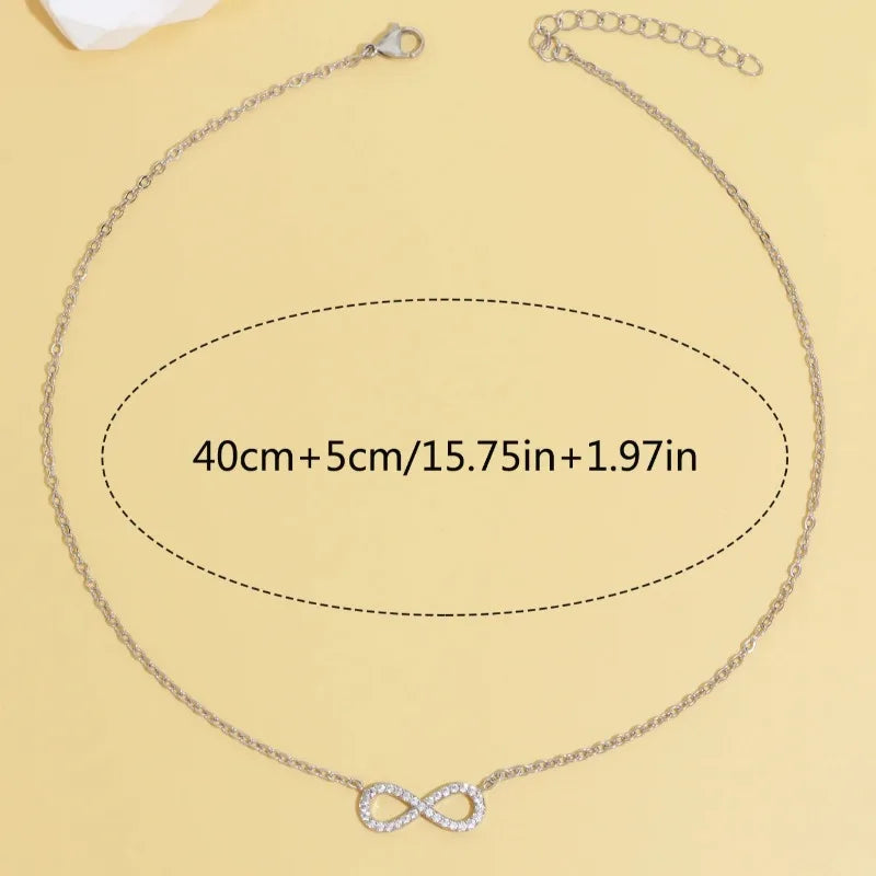 Choker met fonkelende oneindigheidshanger