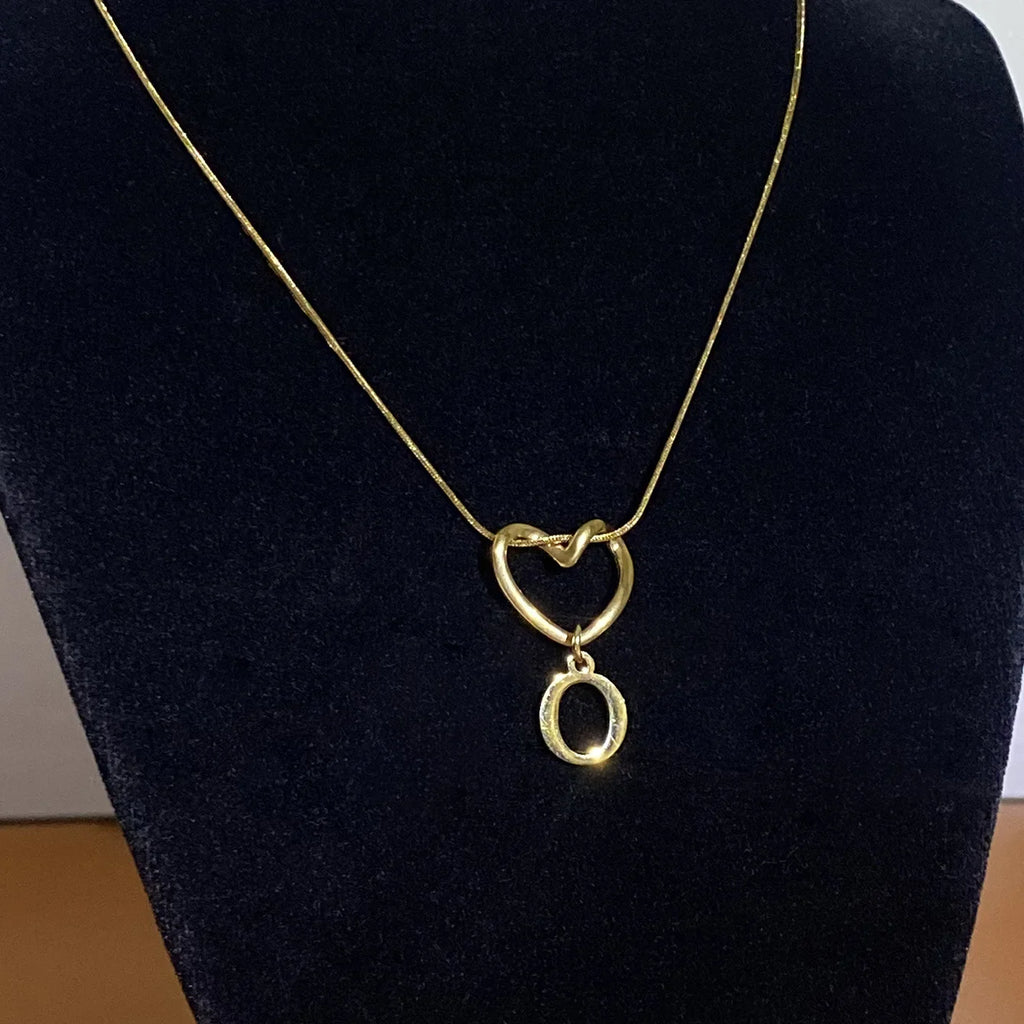 Chokerketting met initiaalhanger en hart - letter 