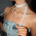 Choker-ketting met witte strik hanger