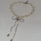 Choker ketting met vlinderstrikje-hanger van strass