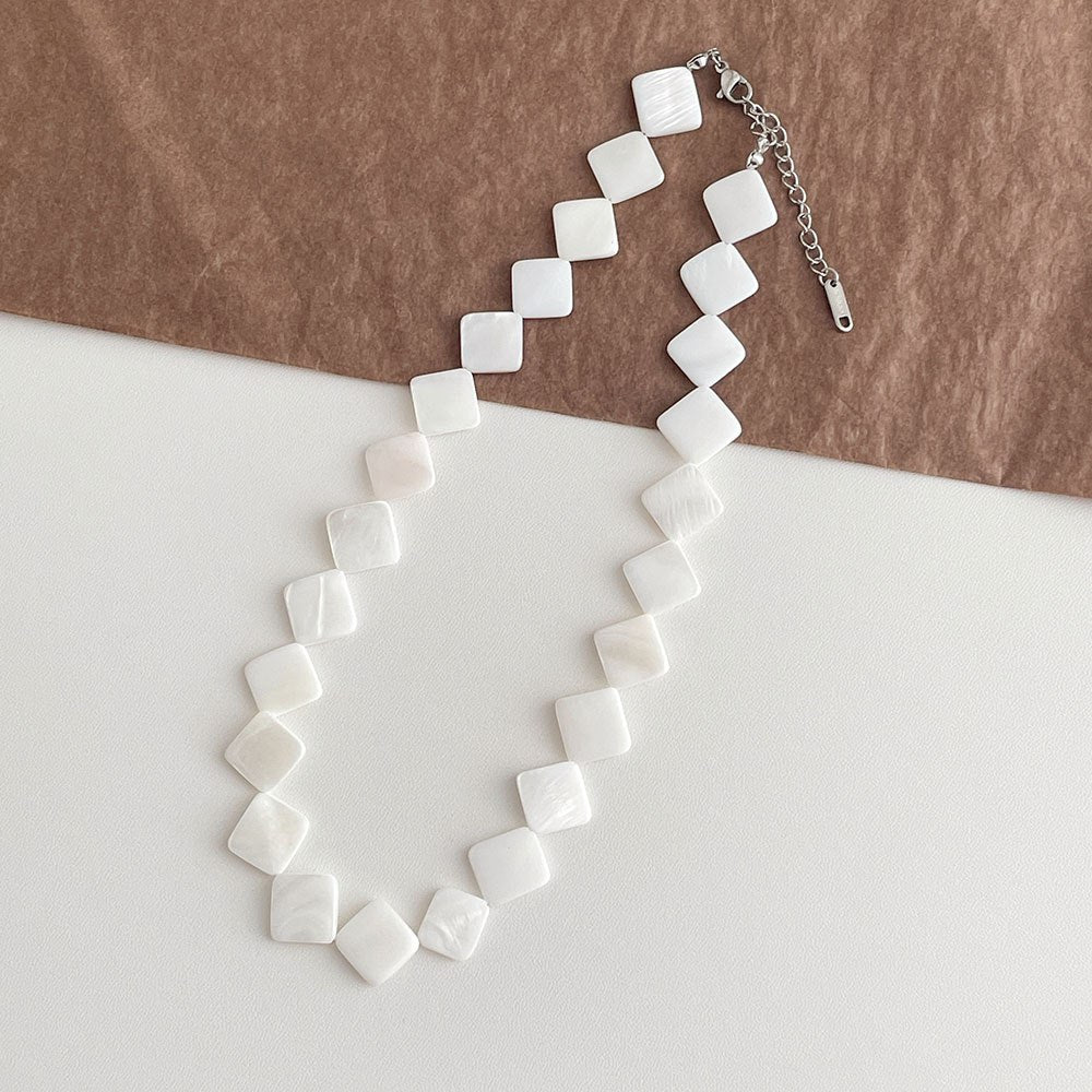 Choker Ketting met Parelmoer Schelp