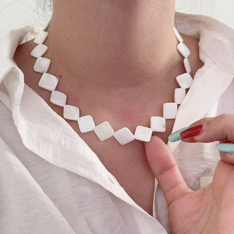 Choker Ketting met Parelmoer Schelp