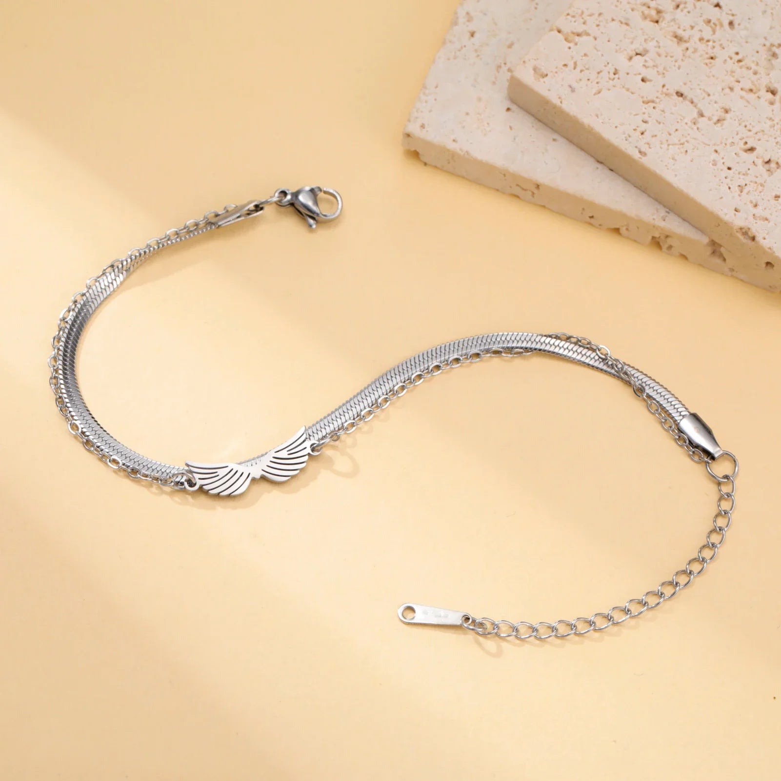 Dubbele engelenvleugels armband zilver