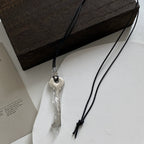Lange koordketting met sleutelhanger in glanzend zilver