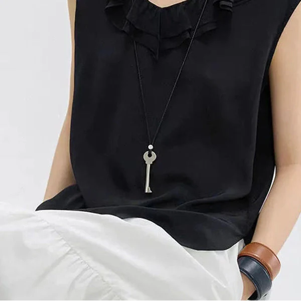 Lange koordketting met sleutelhanger in mat zilver
