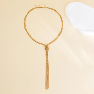 Lange ketting van decolleté 
