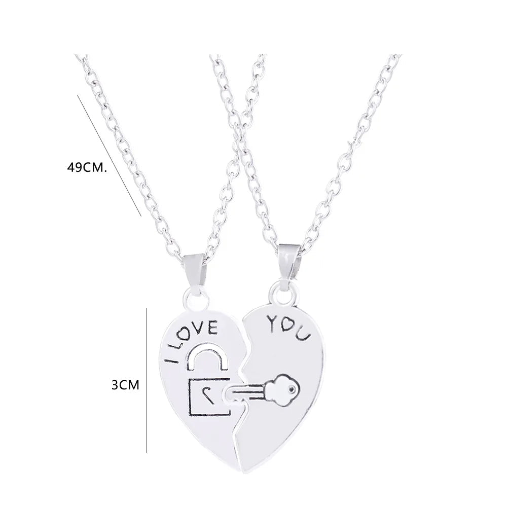 Set van 2 Kettingen met Halve Hart Hangers "I Love You" voor Liefdeskoppel 