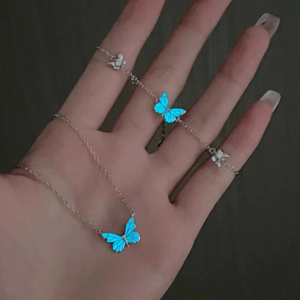 Parure papillon lumineux (collier + bracelet) + boucles d’oreilles offertes