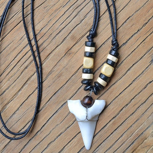 Collier Dent de Requin Homme blanc