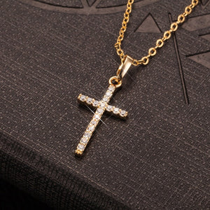 Collier avec Croix or