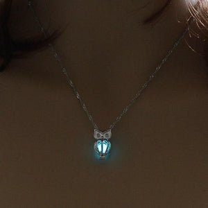 Collier Pendentif Lotus bleu clair