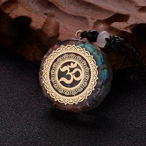 Pendentif Pierre Orgonite & Collier Homme Femme Protection & Méditation om