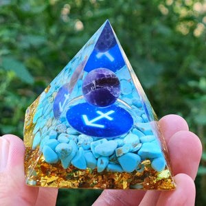 Pyramide Orgonite Protection & Méditation ancre bleue